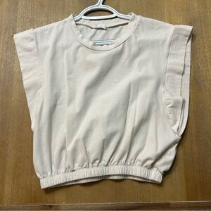 Structured cotton top